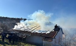 Uşak'ta evde çıkan yangında 87 yaşındaki kişi öldü