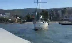 Bodrum'da fırtına etkili oldu: Tekne karaya oturdu