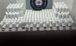 İzmir'de zehir otomobiline baskın: 17 bin hap ele geçirildi!