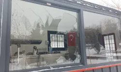 Diyarbakır'da zabıta bürosuna taşlı saldırı!