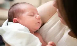 Hamile olduğunu bilmeyen kadın 3,6 kiloluk bebek doğurdu!