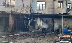 Evde çıkan ve metruk binaya sıçradı: Kullanılamaz hale geldi