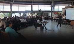 İzmir Büyükşehir’den okul aile birliklerine kapsamlı destek