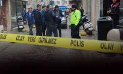 İzmir'de emlak ofisindeki kavgada silahlar konuştu: 2 kişi hastanelik!