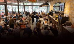 Menemenliler Aynısefa'yı çok sevdi