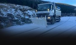 İzmir'in 6 ilçesinde kar ve buzlanmaya müdahale!