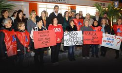 CHP Karabağlar emekliler için nöbette... Sadaka değil hakkı verilsin!