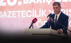 Ödül töreninde Tugay’dan basın özgürlüğü mesajı: "Ya özgür kalacak ya demokrasi eksik kalacak"