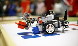 Bayraklı Uluslararası Robot Olimpiyatı’na ev sahipliği yapıyor