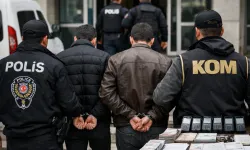 Afyon'da tefeci baskını: Senetlerle, pompalılarla yakalandılar!