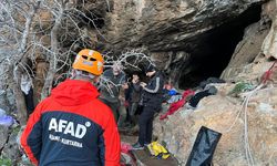 İzmir'de mağaradaki çukura düşen kişi için kurtarma çalışması başlatıldı