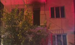 3 katlı apartmanda yangın paniği: 1 kişi hastanelik!