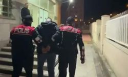 İzmir'de firari iki hükümlü yakalandı