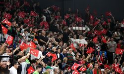 Karşıyaka parkede direnemedi