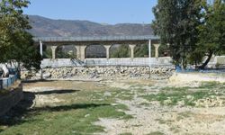 Kuruyan Gediz Nehri, yağışlar sonrası eski günlerine döndü