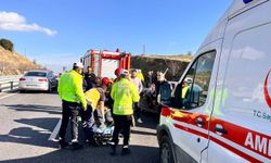 Otomobil tıra arkadan çarptı: 150 metre sürüklendi!