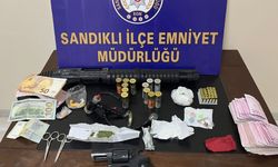 Afyon'da zehir evine baskın: 1 tutuklama!