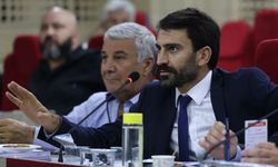 AK Partili Kişili’den Büyükşehir’e altyapı çıkışı: İzmir’in yolları Allah'a emanet!