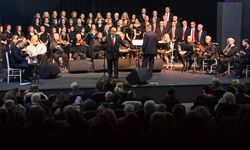 Aşkın ve nostaljinin sesi Bornova’da yükseldi