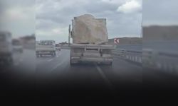 Trafikte yük güvenliğini hiçe sayan sürücü cezadan kaçamadı!