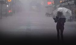İzmirliler hazırlıklı olun... Cuma akşamını sel alacak!
