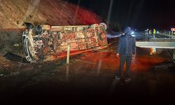 İşçi servisi şarampole devrildi: 17 kişi yaralandı!