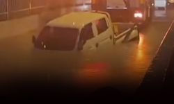 İzmir'de sağanak yağış ölüm getirdi: Aracının içinde boğularak can verdi!
