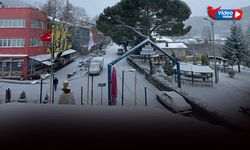 İzmir'in yüksek kesimleri beyaza büründü