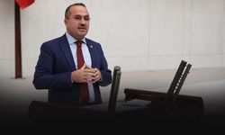 AK Partili Kırkpınar’dan CHP'li Başarır’a sert tepki: “İzmir kimsenin algı sahnesi değildir”