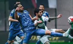 Menemen FK Play-Off'tan kopuyor