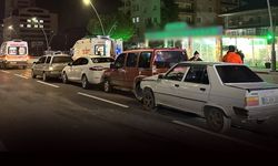 4 aracın karıştığı kazada 6 kişi hastanelik!