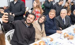 Bergama’nın iftar sofrası Tıp Bayramı'nda doktor başkanları buluşturdu