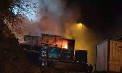 İstanbul'da işçi konteyneri alev alev yandı