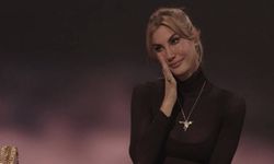 Ünlü model Çağla Şıkel gözyaşlarını tutamadı!