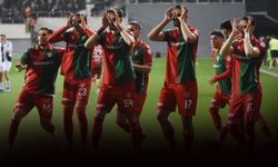 4 gollü tarihi derbide kazanan Karşıyaka!