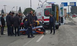 Manisa'da minibüsün çarptığı yaya yaralandı