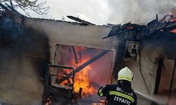 Muğla'da çıkan yangında tek katlı ev kullanılamaz hale geldi