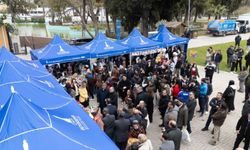 İzmir'de Bahar Bayramı kutlandı