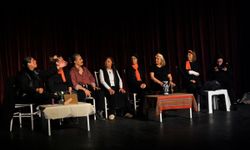 Bornova’da 8 Mart Haftası kadınların hikâyeleriyle sahneye taştı