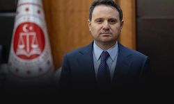 Bakan Gürlek taşınmazlarını açıkladı... 4 dairesinin 3'ü İzmir'de!