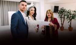 Balçova'da yeni evlenen çiftlere alışveriş kartı desteği!