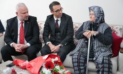 Başkan Pehlivan, şehit ailelerini ziyaret etti: “Başımızın tacısınız”