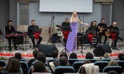 Bornova’da Aşk Şarkıları Gecesi