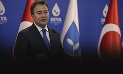 Babacan’dan yeni trafik cezalarına tepki... Cezalar bütçe gelirine dönüştü!