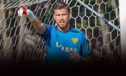 Göztepe'de kaleci Lis'e milli davet!