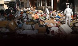 İzmir'de 'çöp ev' vakası: 12 kamyondan fazla atık çıkarıldı!