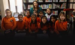 Karabağlar’da Masal Çarşambaları 17’inci yılını kutluyor!