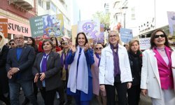 Karşıyaka eşitlik ve adalet için omuz omuza!