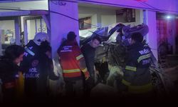 Kontrolden çıkan otomobil iş yerine daldı: 3 kişi hastanelik!