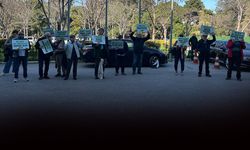 Meclis önünde eylem yaptılar: Basmane Çukuru yeşil alan olsun